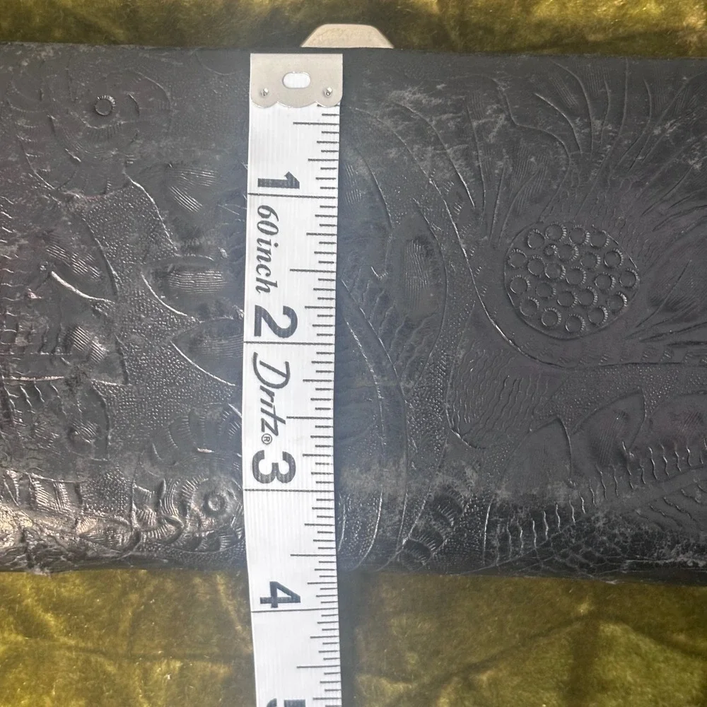 LUCILLE Black Embossed Floral Leather Clutch Wallet Organizer‎